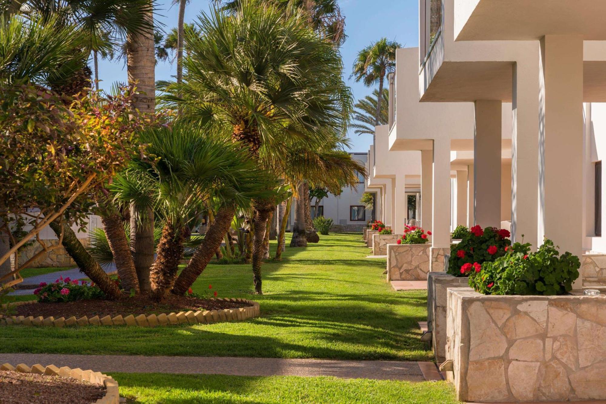 Alua Suites Fuerteventura Corralejo Exterior photo